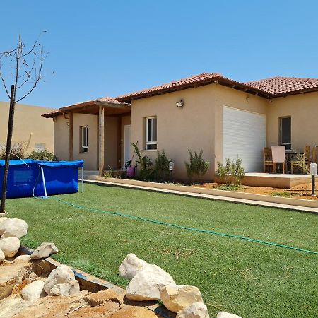 אילן ו אילנית בתי אירוח ביישוב אשלים Villa Exterior photo